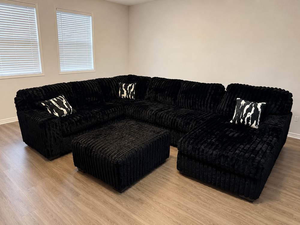 Austin Oversized Sectional + Ottoman (Black)